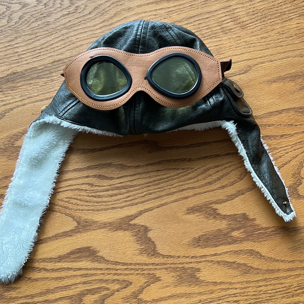 Infant airline hat